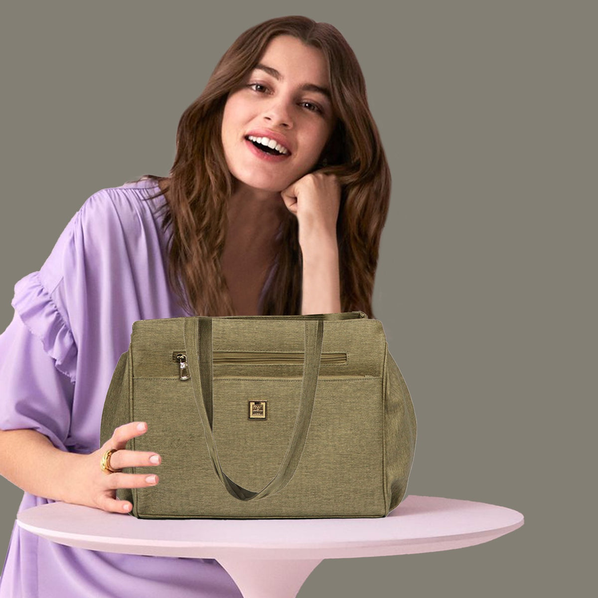 Maple Aura Handbag – Stylish & Spacious for Everyday Elegance