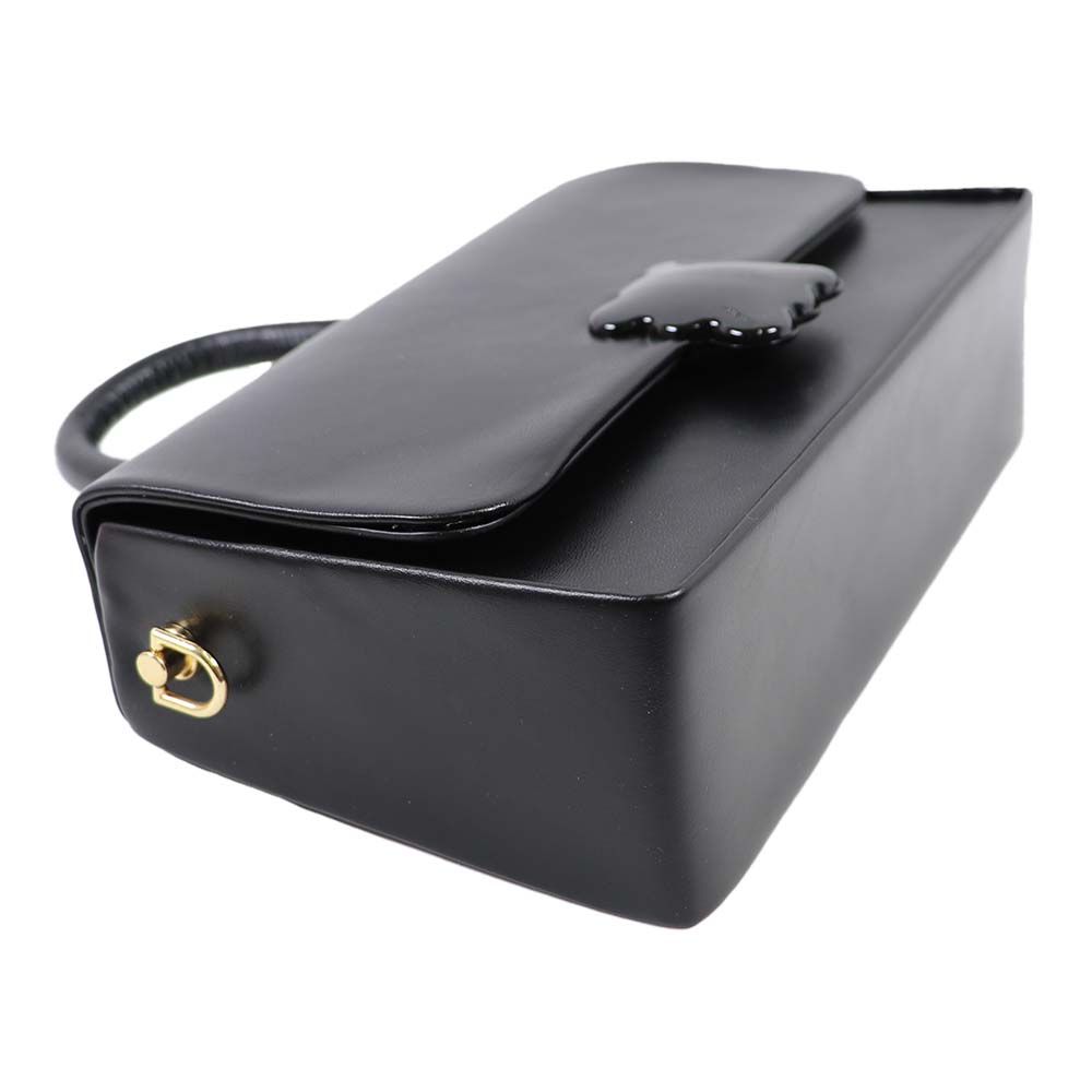 Chic Handbag – Elegant & Trendy Shoulder Bag for Women