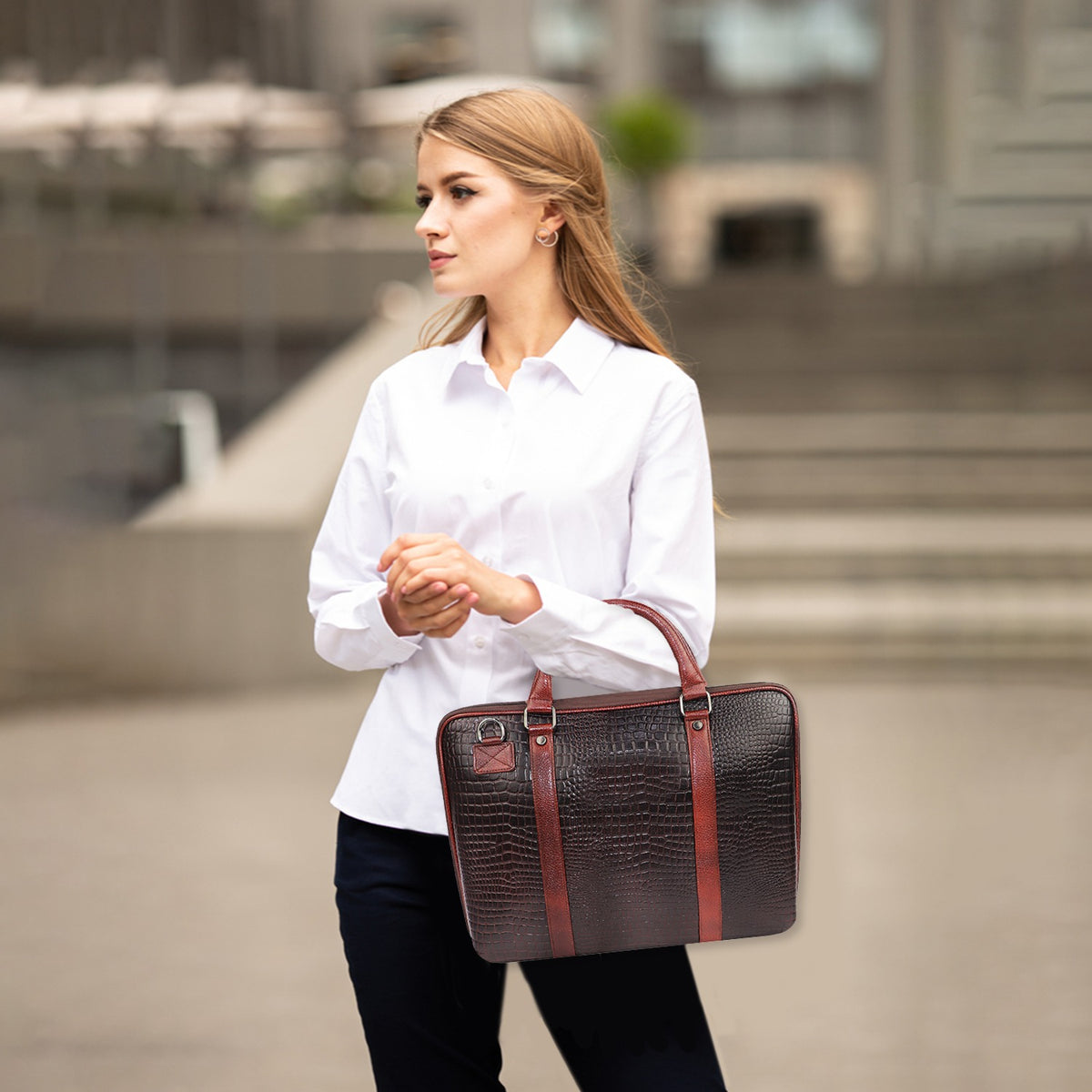 Luxury Croc-Embossed PU Leather Laptop Bag – Stylish & Professional