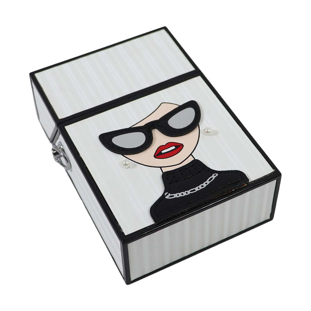 Chic Box Clutch with Fashion Diva Design – Stylish Pearl Strap Sling Bag