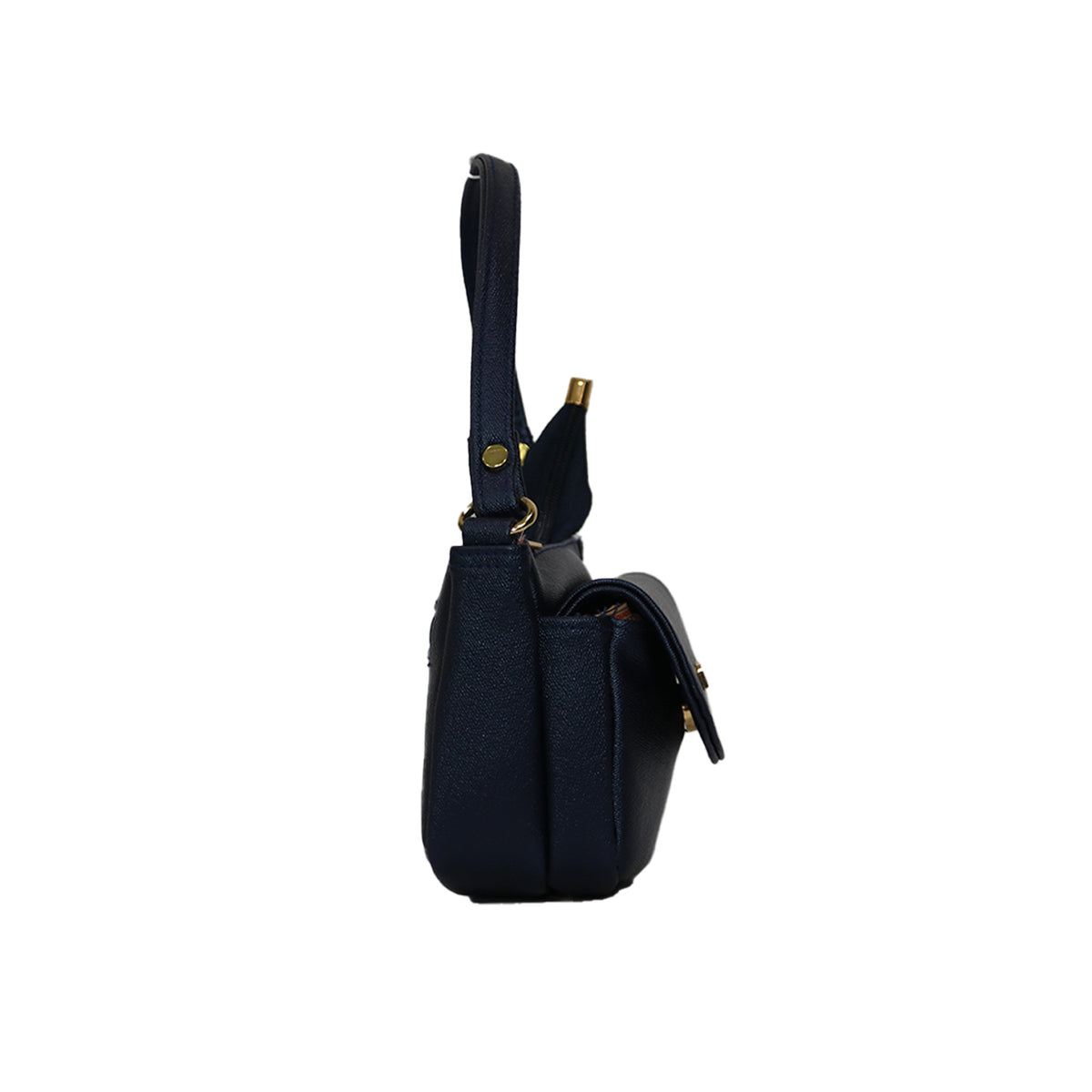 A compact everyday bag with a timeless silhouette and smart storage