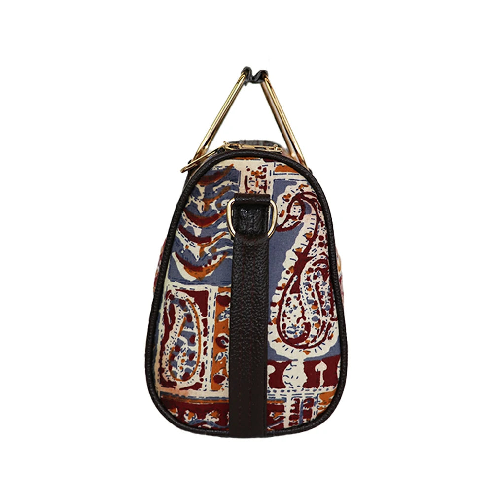 Women Red Printed Duffle Handbag with Sling Strap & Metal Handle – Travel & Everyday Stylish Bag