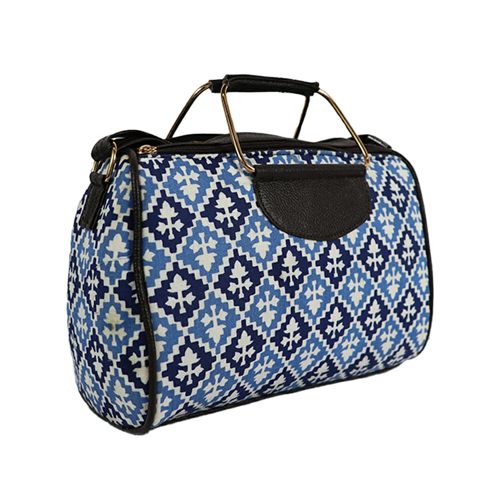 Women Red Printed Duffle Handbag with Sling Strap & Metal Handle – Travel & Everyday Stylish Bag