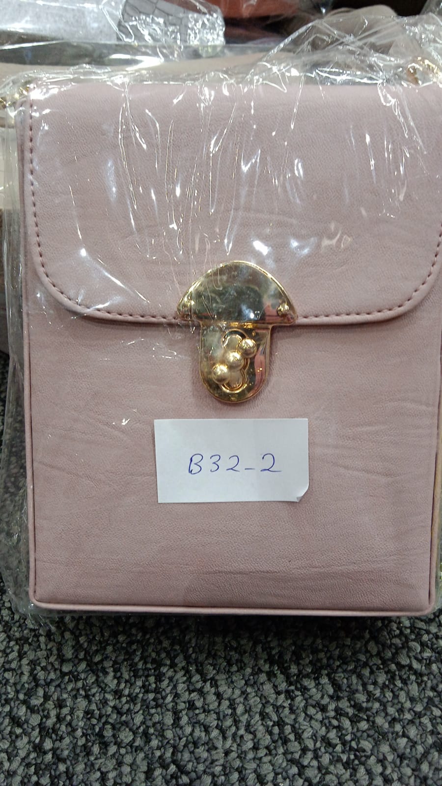 Texture Sling Bag with Gold Chain Strap