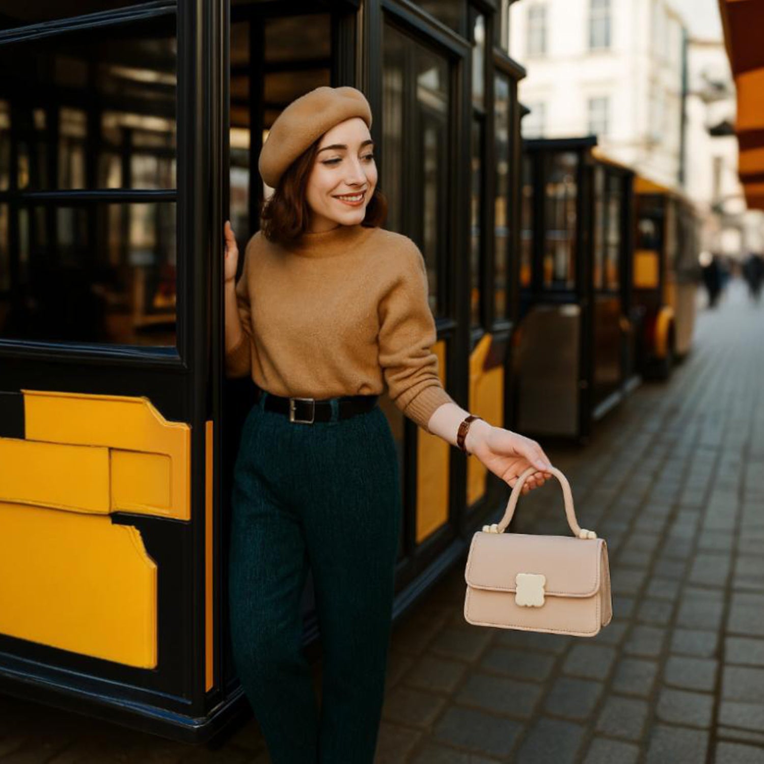 Wave Luxe Handbag - Beige