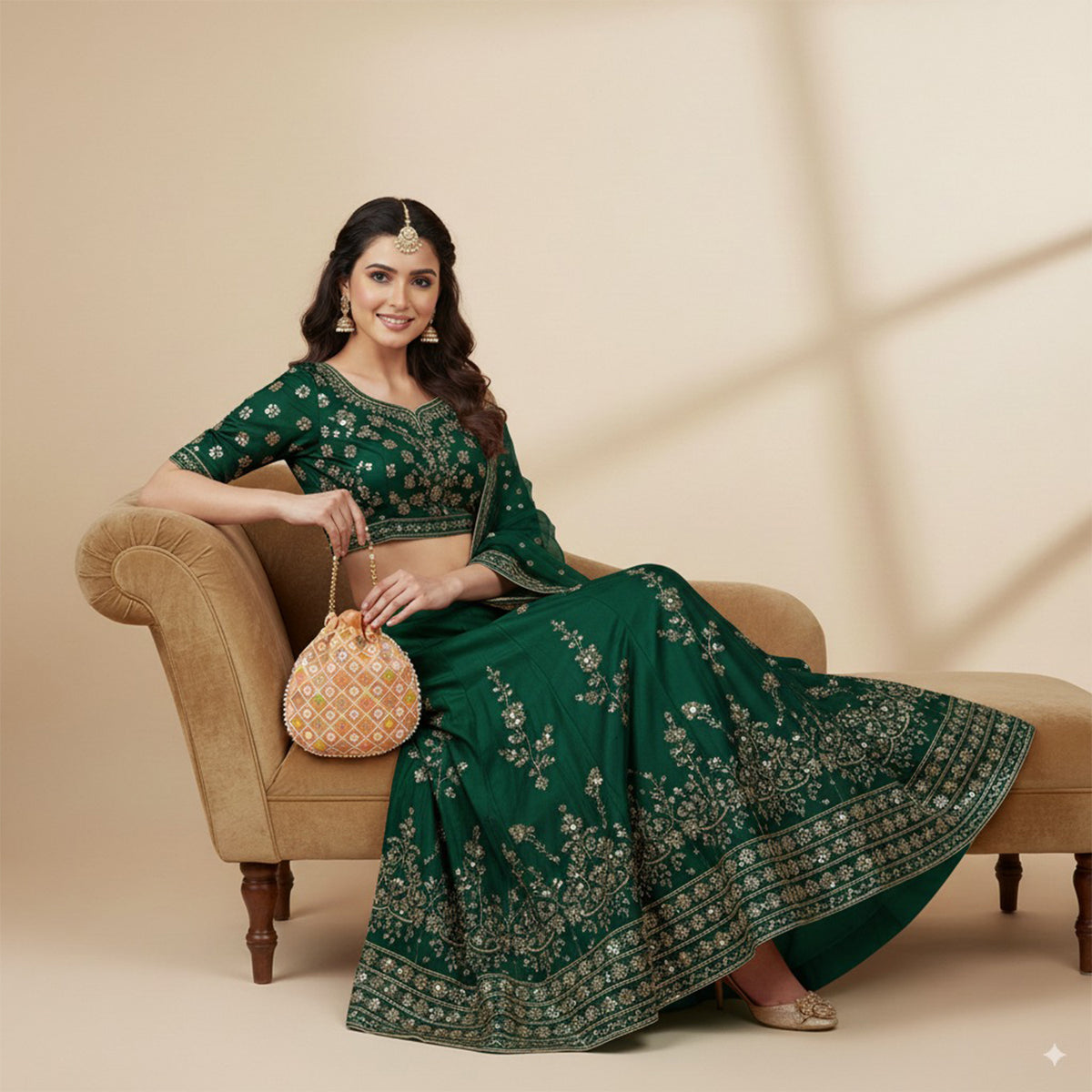 Elegant Potli Bag with Intricate Embroidery