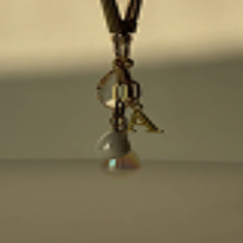 Gift - Charm 1